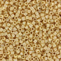 Miyuki delica Beads 11/0 - Opaque pear ab DB-1571